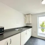 Rent 2 bedroom flat in Cambridge