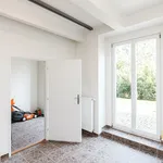 Pronajměte si 6 ložnic/e byt o rozloze 190 m² v Prague