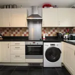 Rent 3 bedroom flat in Colchester