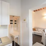 Rent 2 bedroom apartment in Venice