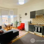 Rent 2 bedroom flat in Glasgow