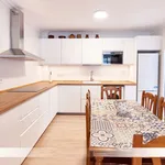 Alquilo 3 dormitorio apartamento de 13 m² en Seville