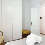 Rent 3 bedroom apartment of 110 m² in lisbon