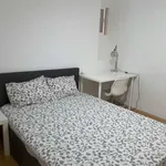 Rent a room of 160 m² in valencia