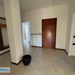 Rent 6 bedroom apartment of 211 m² in Milan