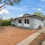 Rent 3 bedroom house in Kambah