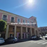 Rent 6 bedroom apartment of 180 m² in Crotone