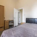 Rent 4 bedroom flat in Edinburgh