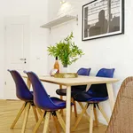 Rent 1 bedroom apartment of 42 m² in Berlin