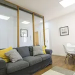 Rent 3 bedroom apartment of 70 m² in porto