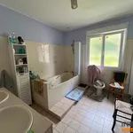 Maison de 150 m² avec 5 chambre(s) en location à Mecé