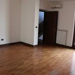 Rent 3 bedroom apartment of 90 m² in Santa Maria Capua Vetere