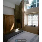 Rent 2 bedroom house in South West England