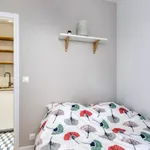 Appartement de 18 m² avec 2 chambre(s) en location à Asnieres Sur Seine