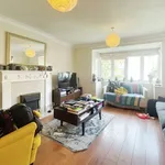 Rent 4 bedroom flat in Wales