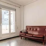 Rent 4 bedroom apartment in valencia