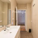 Rent 2 bedroom apartment of 99 m² in Barcelona