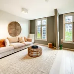 Huur 1 slaapkamer appartement van 118 m² in Brussels