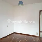 Affitto 3 camera appartamento di 105 m² in Brescia