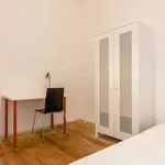 Rent a room in lisbon