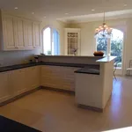 Rent 4 bedroom house of 540 m² in Altos de los Monteros