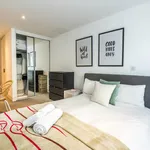 Rent 5 bedroom flat of 92 m² in London