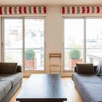 Rent 1 bedroom apartment of 550 m² in Paris