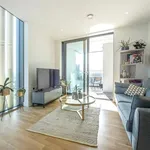 Rent 2 bedroom apartment of 77 m² in London