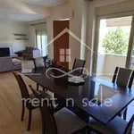 Rent 4 bedroom apartment of 250 m² in Athens