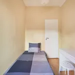 Rent a room in lisbon