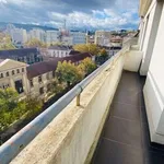 Appartement de 40 m² avec 2 chambre(s) en location à Saint-Étienne