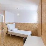 Rent 4 bedroom apartment in Coimbra