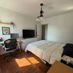 Rent 2 bedroom apartment in Montreal