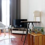 Appartement de 172 m² avec 1 chambre(s) en location à Marseille