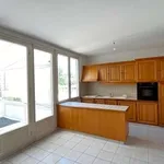 Maison de 113 m² avec 4 chambre(s) en location à Cognac