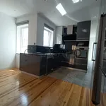 Rent 2 bedroom house of 130 m² in Porto