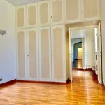 Rent 4 bedroom apartment of 200 m² in Roma