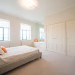 Rent 1 bedroom apartment in London