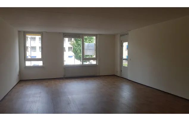 Huur 1 slaapkamer appartement van 98 m² in Sittard