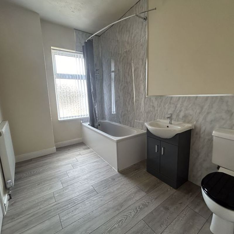 apartment at High Lane, Stoke-On-Trent, ST6 Bank Top