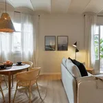 Rent 4 bedroom apartment of 85 m² in Barcelona