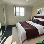 Rent 3 bedroom house in Lyndon Street