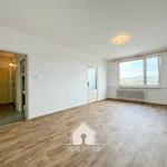 Pronajměte si 2 ložnic/e byt o rozloze 62 m² v Lovosice