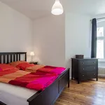 Miete 3 Schlafzimmer wohnung von 104 m² in Berlin