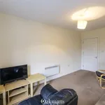 Rent 3 bedroom flat in West Midlands