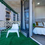 Rent a room of 250 m² in Valencia