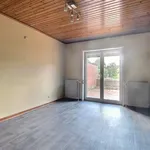 Maison de 130 m² avec 3 chambre(s) en location à SOMBREFFE