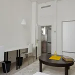 Rent 6 bedroom apartment in Lisbon