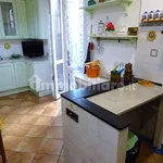 Rent 3 bedroom apartment of 98 m² in Genoa