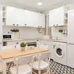 Rent a room of 172 m² in Madrid